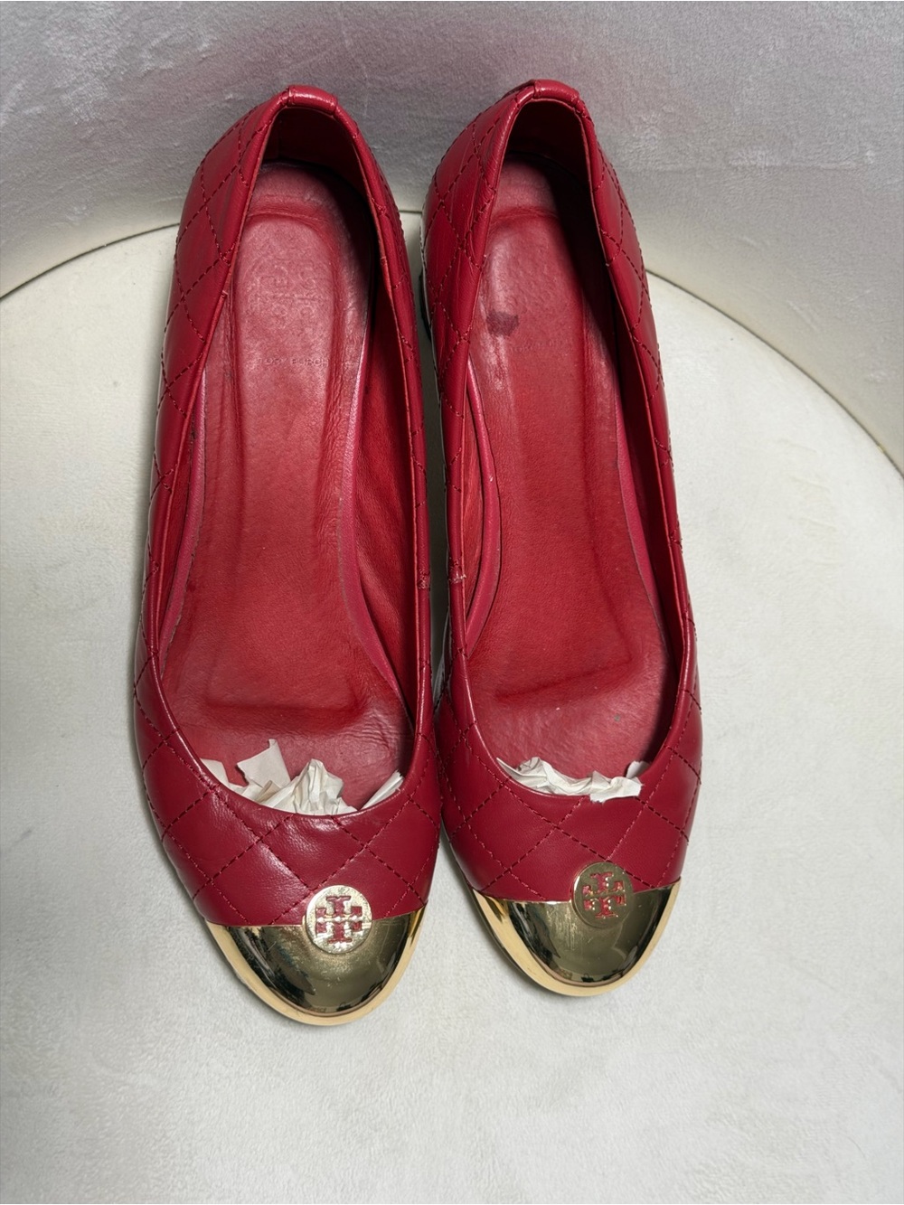 Tory Burch Carrie Red Quilted Leather Gold Cap Toe Block Heel Pump 41 / 10.5 - Picture 2 of 11